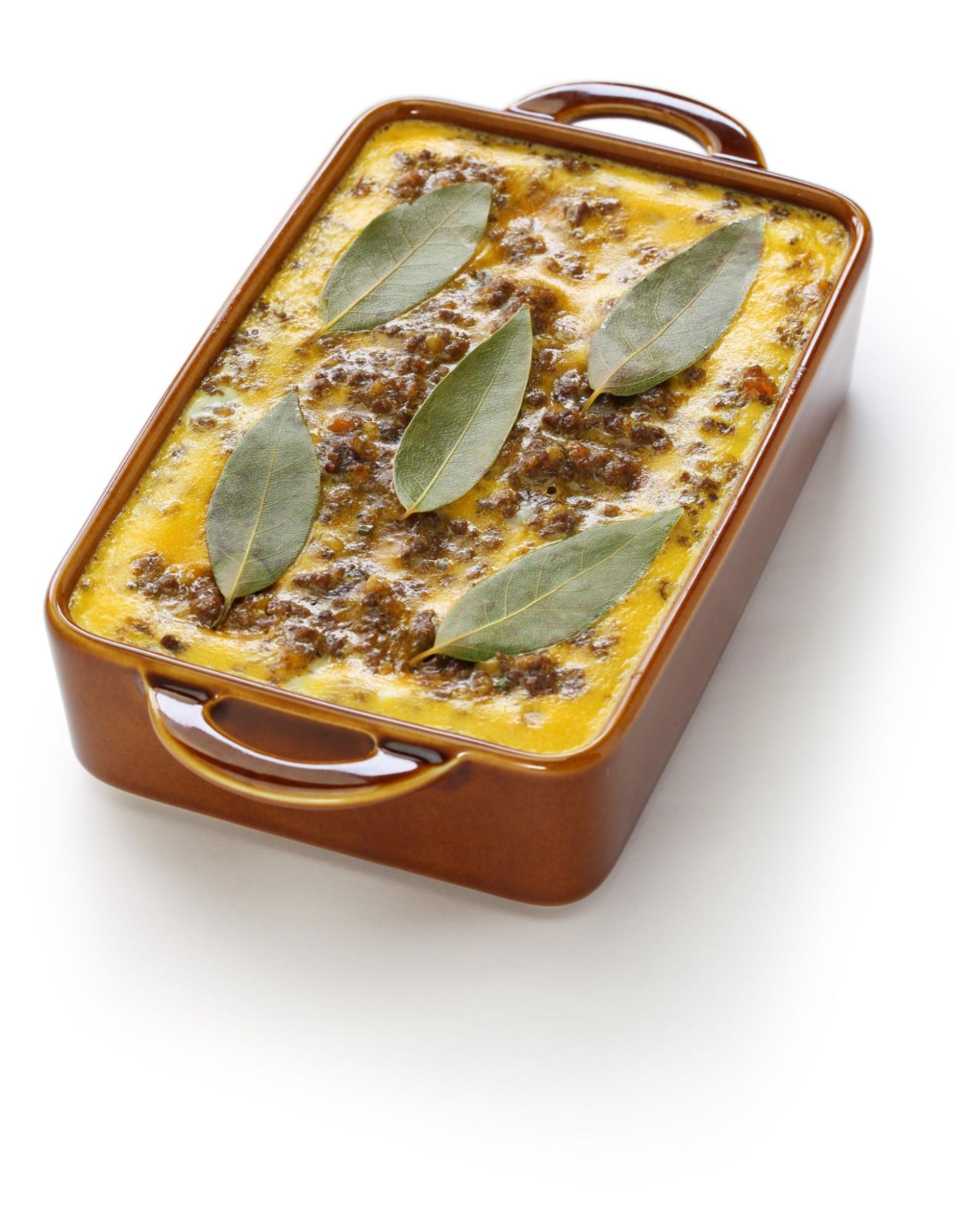 Bobotie (baked egg on a curry flavored meatloaf top) Bobotie (baked egg on a curry flavored meatloaf top)